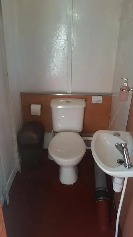 Kapal pesiar untuk dijual