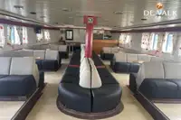 Kapal feri untuk dijual