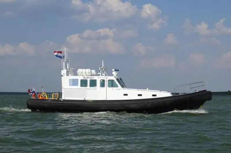 Kapal survei untuk dijual