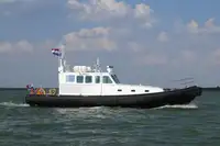 Kapal survei untuk dijual