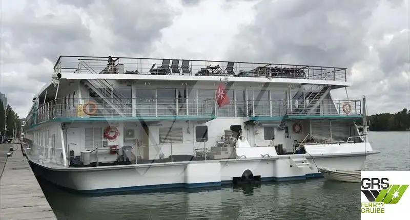 Kapal pesiar untuk dijual