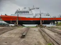 Kapal survei untuk dijual