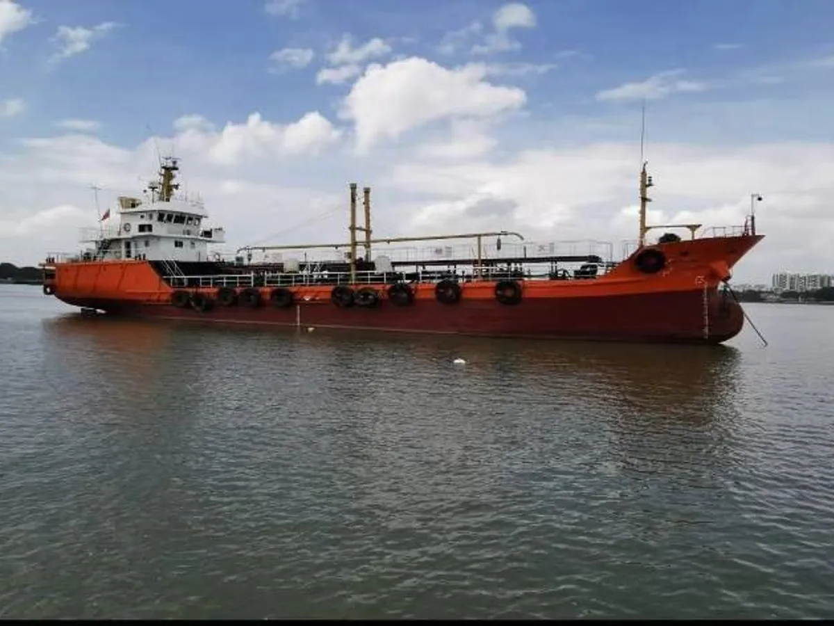 Kapal tanker minyak/kimia untuk dijual