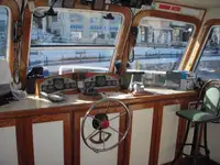 Kapal pesiar untuk dijual