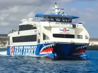Kapal feri untuk dijual
