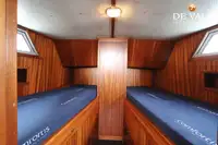 Kapal patroli untuk dijual