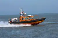Kapal kontainer dijual