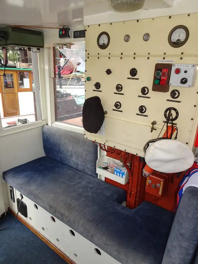 Kapal tunda untuk dijual