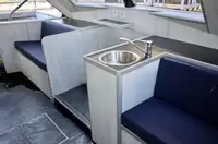 Kapal pesiar untuk dijual