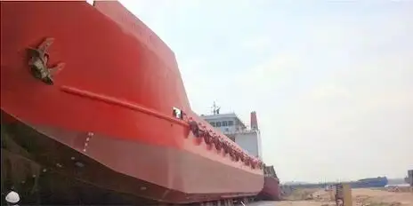 Kapal pendarat, tank untuk dijual