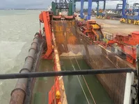 Kapal keruk untuk dijual