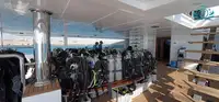 Kapal pesiar untuk dijual