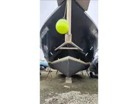Kapal survei untuk dijual
