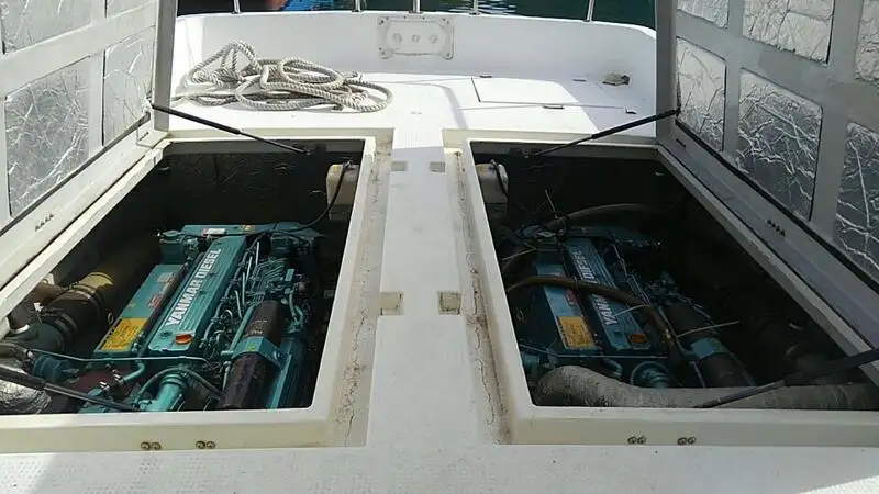 Kapal kru untuk dijual