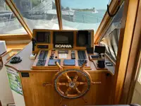 Kapal pesiar untuk dijual