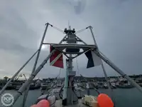 Sekoci penyelamat untuk dijual