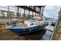 Kapal patroli untuk dijual