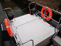 Kapal kontainer untuk dijual