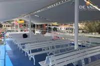 Kapal feri untuk dijual