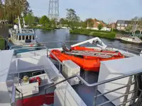Kapal pesiar untuk dijual
