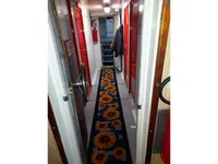Kapal kru untuk dijual
