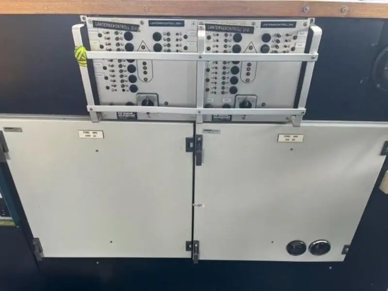 Kapal patroli untuk dijual