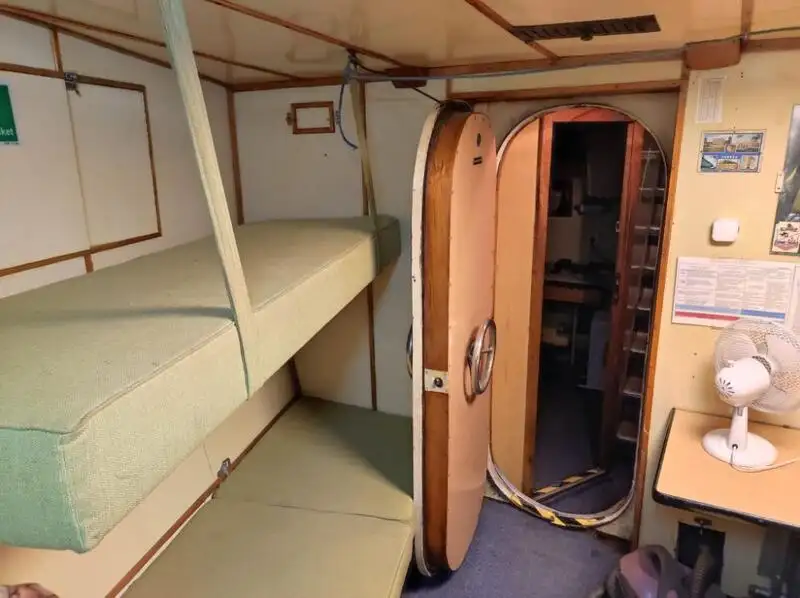 Kapal tunda untuk dijual