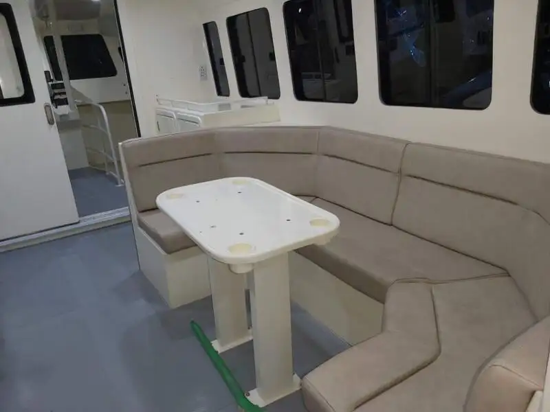 Kapal patroli untuk dijual