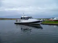 Kapal penumpang dijual