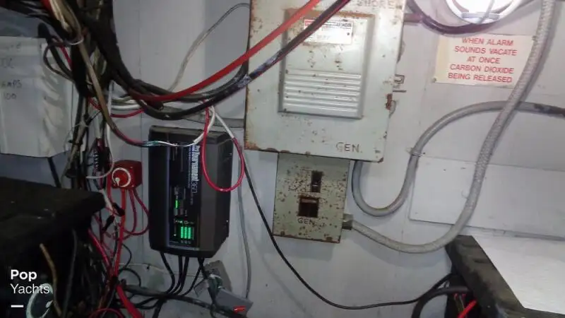 Kapal feri untuk dijual