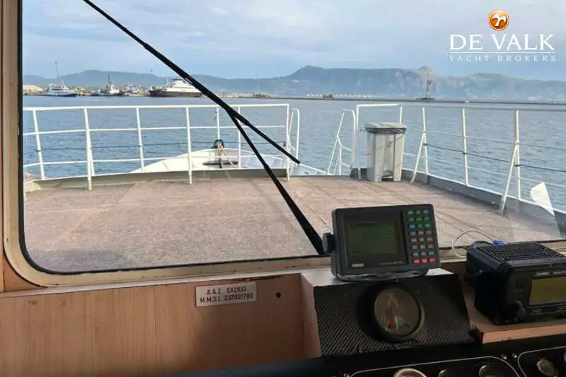 Kapal pesiar untuk dijual