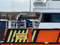 Kapal kontainer untuk dijual