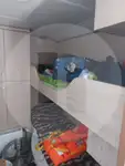 Kapal pengangkut ikan hidup untuk dijual