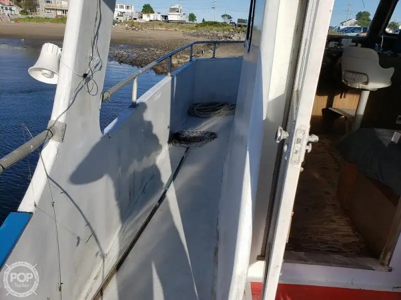 Kapal feri untuk dijual