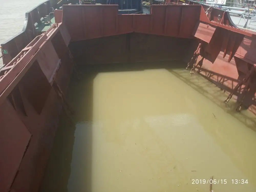 Kapal keruk untuk dijual