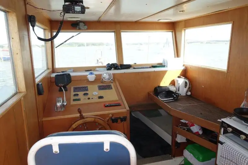 Kapal tunda untuk dijual