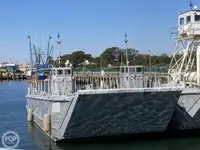 Kapal pendarat, tank untuk dijual