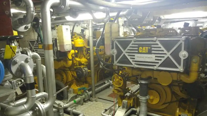 Kapal kru untuk dijual