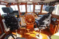Kapal patroli untuk dijual