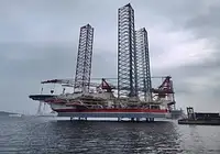 Rig pengeboran lepas pantai untuk dijual