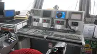 Kapal patroli untuk dijual