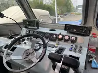 Kapal patroli untuk dijual