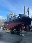 Kapal penarik dijual