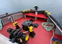 Kapal penarik dijual