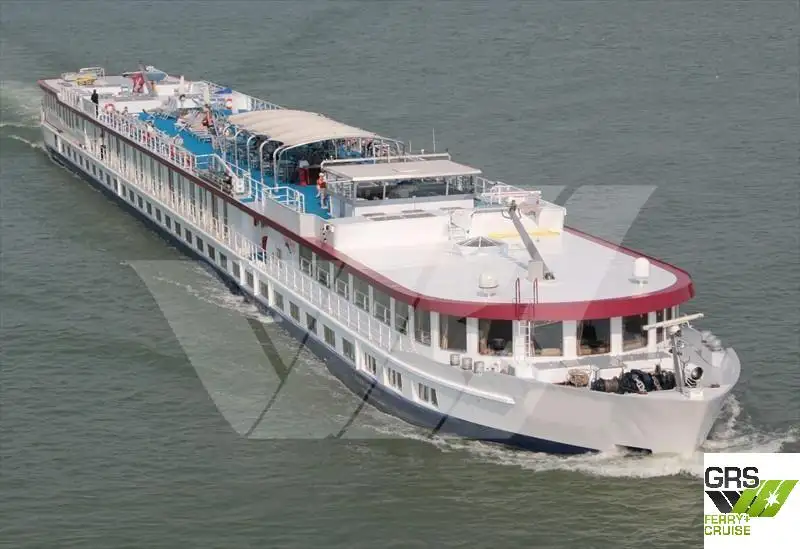 Kapal pesiar untuk dijual