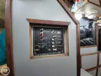 Sekoci penyelamat untuk dijual