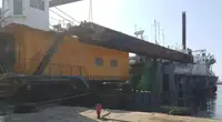 Kapal keruk untuk dijual