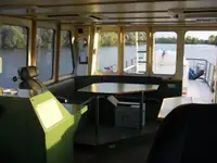 Kapal patroli untuk dijual