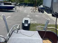 Ponton untuk dijual