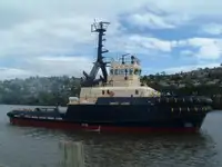 Kapal penarik dijual
